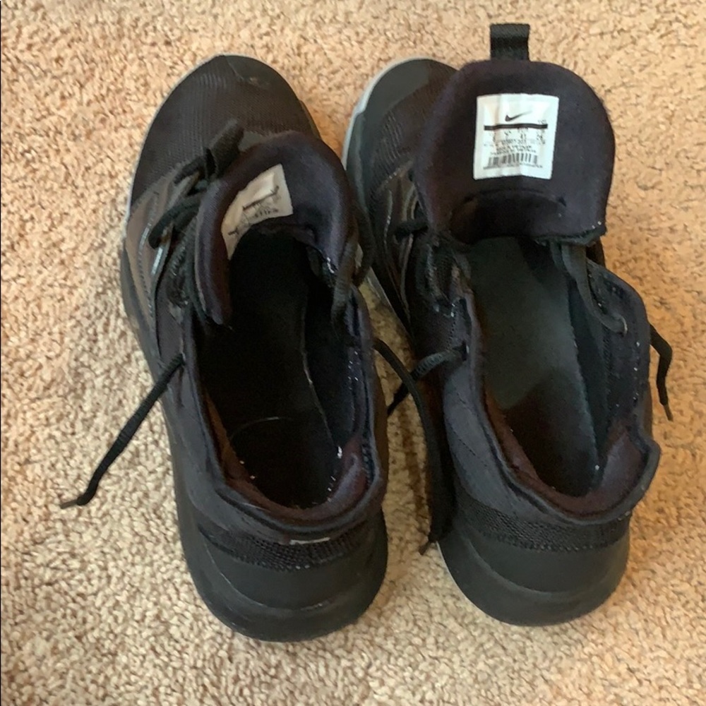 Paul George 3 basketball shoes